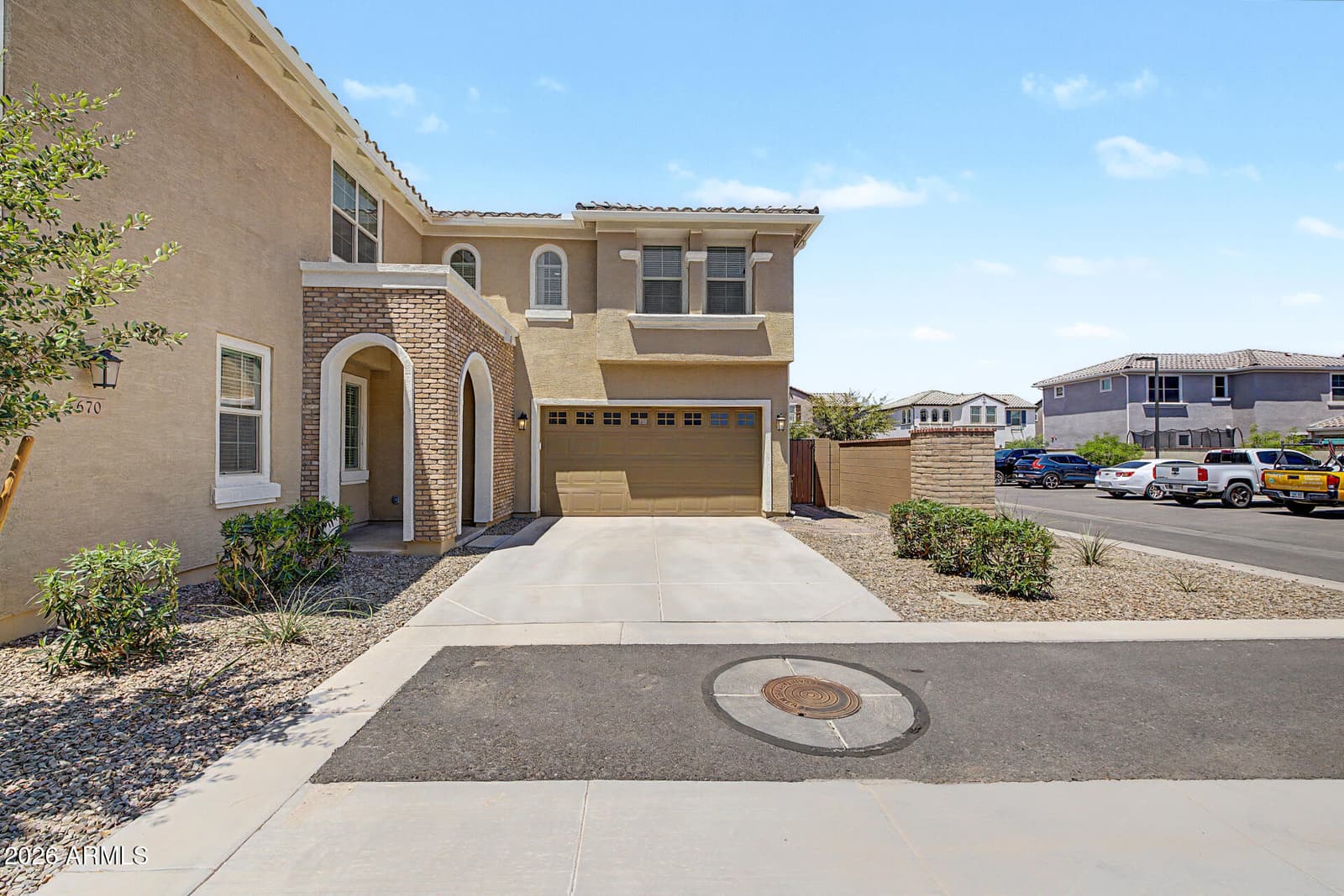 670 S OWL Drive, Gilbert, AZ 85296 — photo 5 of 56