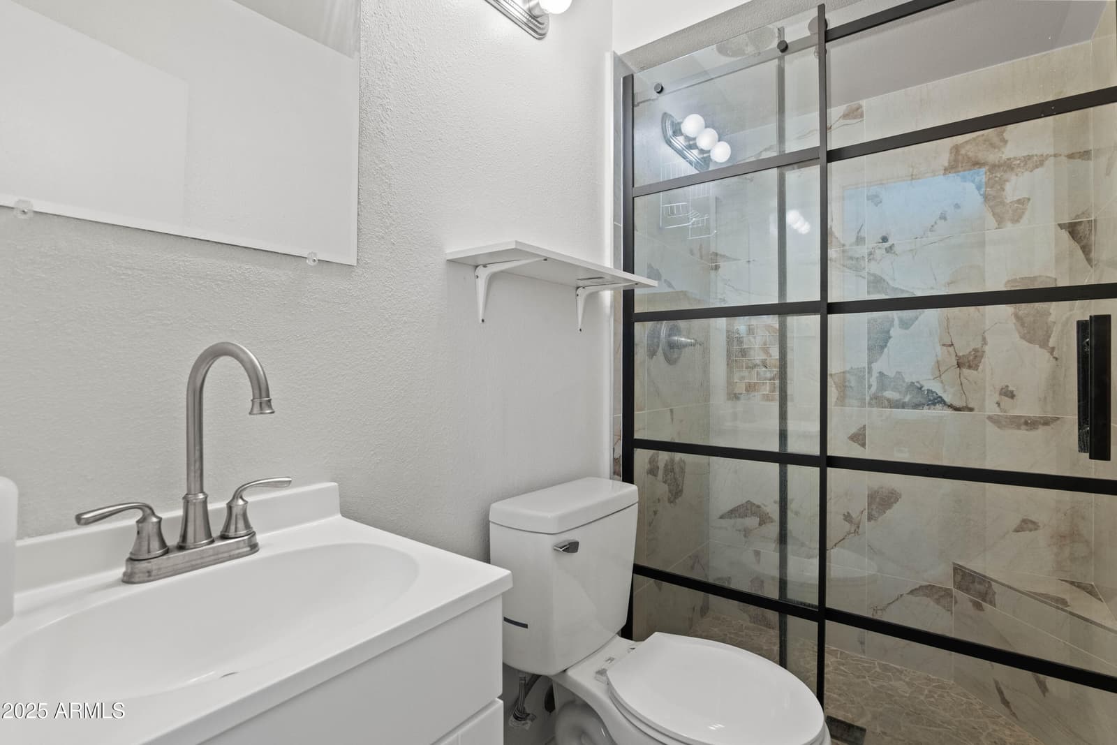 5802 N 61ST Drive, Glendale, AZ 85301 — photo 15 of 19