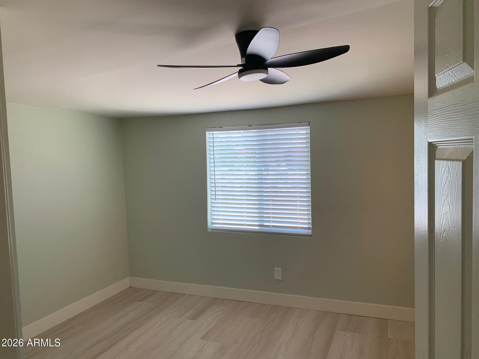 1022 E MARIPOSA Street, Phoenix, AZ 85014 — photo 6 of 17