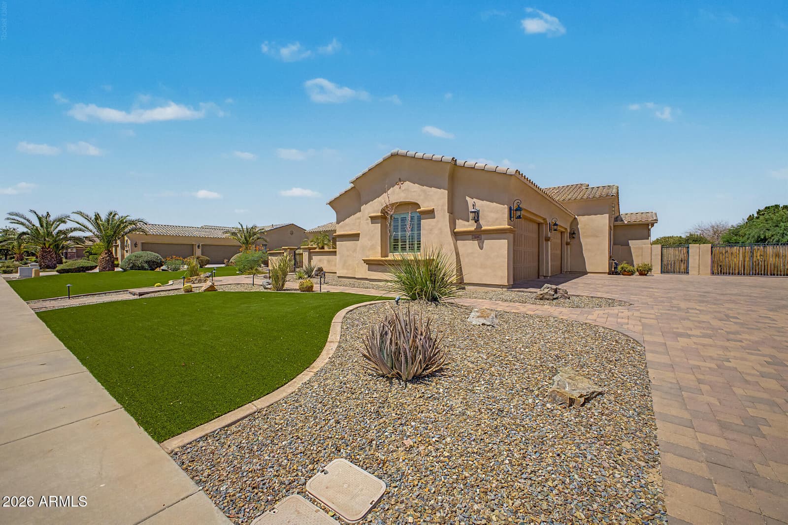 7446 S TUCANA Lane, Gilbert, AZ 85298 — photo 6 of 35
