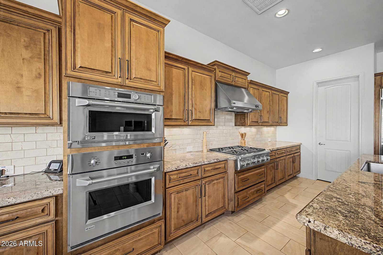 7446 S TUCANA Lane, Gilbert, AZ 85298 — photo 12 of 35