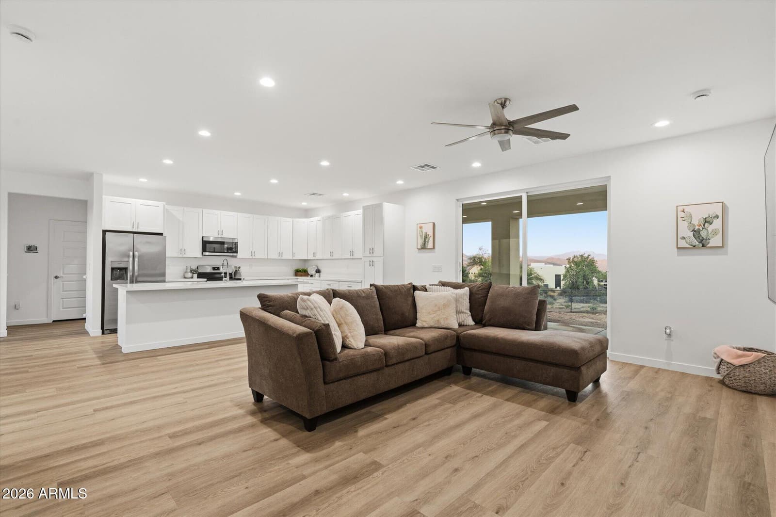 16035 E RANCHO LAREDO Drive, Scottsdale, AZ 85262 — photo 3 of 23
