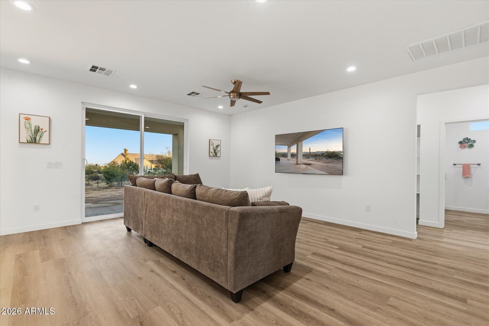 16035 E RANCHO LAREDO Drive, Scottsdale, AZ 85262 — photo 8 of 23