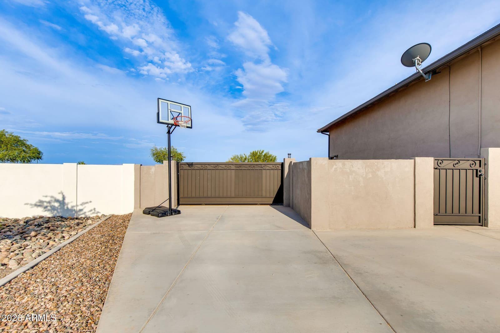 223 W FAIRFIELD Street, San Tan Valley, AZ 85143 — photo 58 of 62
