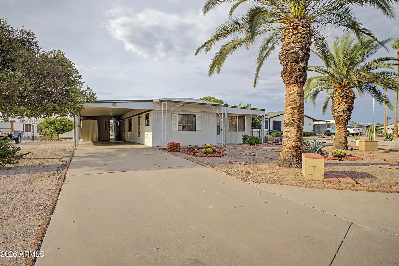 8646 E DULCIANA Avenue, Mesa, AZ 85208 — photo 3 of 25