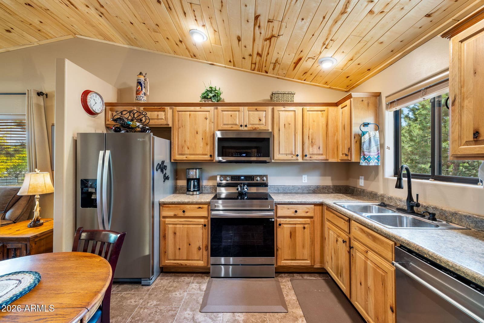 2336 BUFFALO Loop N, Overgaard, AZ 85933 — photo 5 of 41