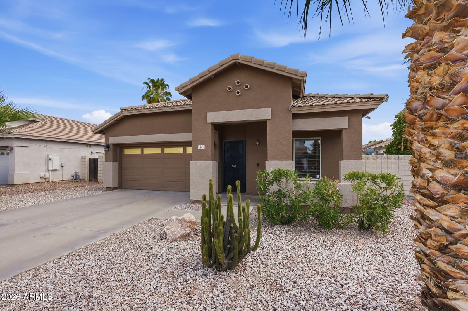 3721 E WYATT Way, Gilbert, AZ 85297 — photo 3 of 55