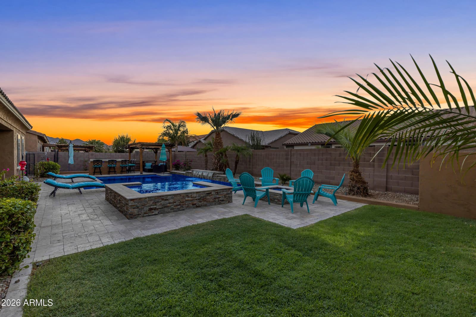 18372 W PARADISE Lane, Surprise, AZ 85388 — photo 5 of 56