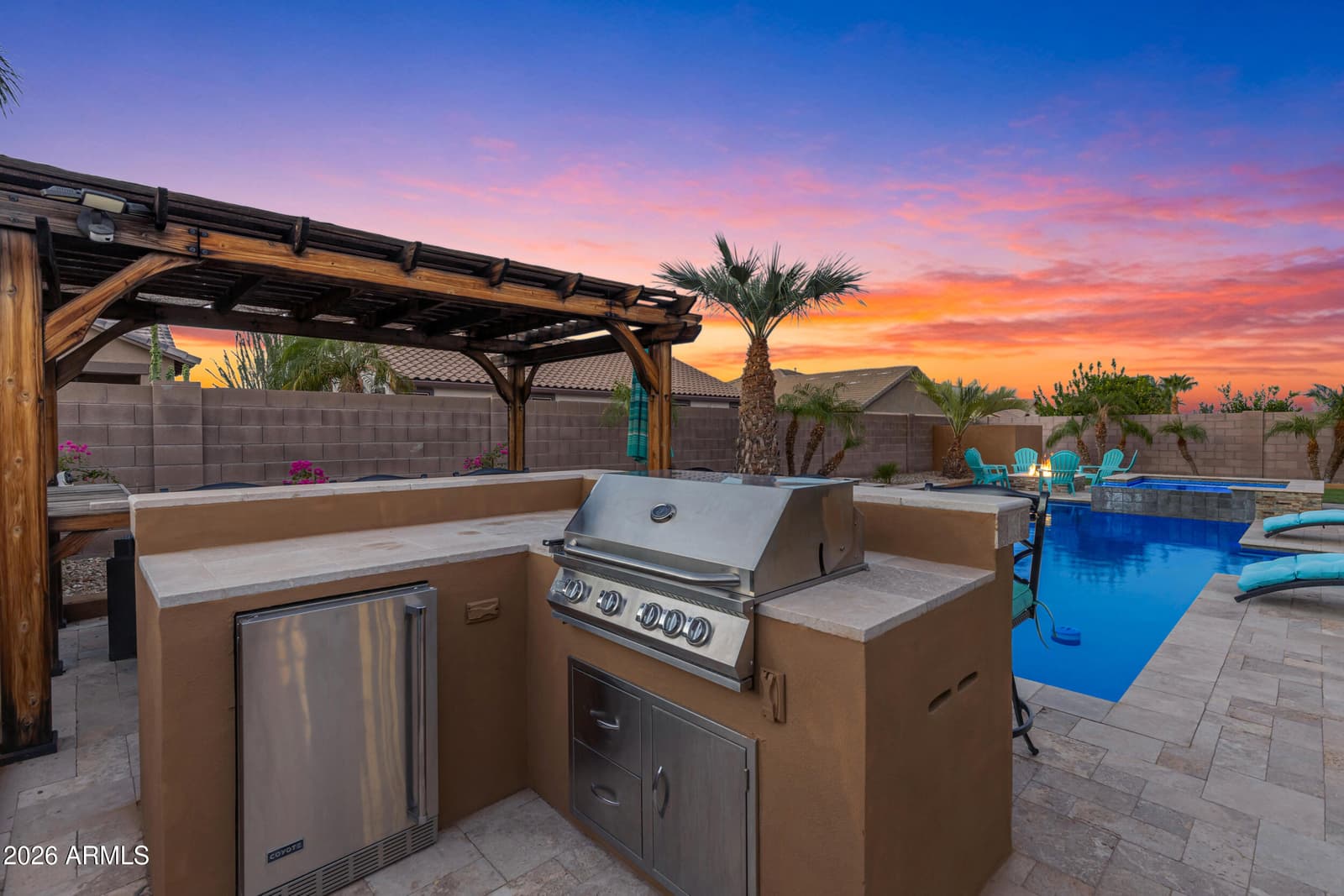 18372 W PARADISE Lane, Surprise, AZ 85388 — photo 8 of 56