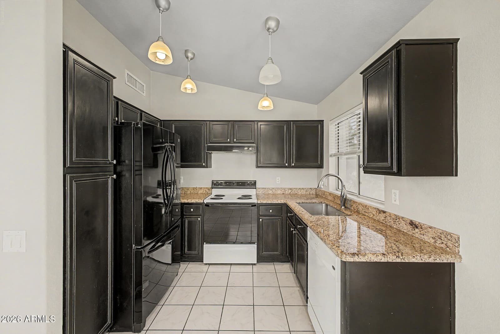 297 W WASHINGTON Avenue, Gilbert, AZ 85233 — photo 20 of 27