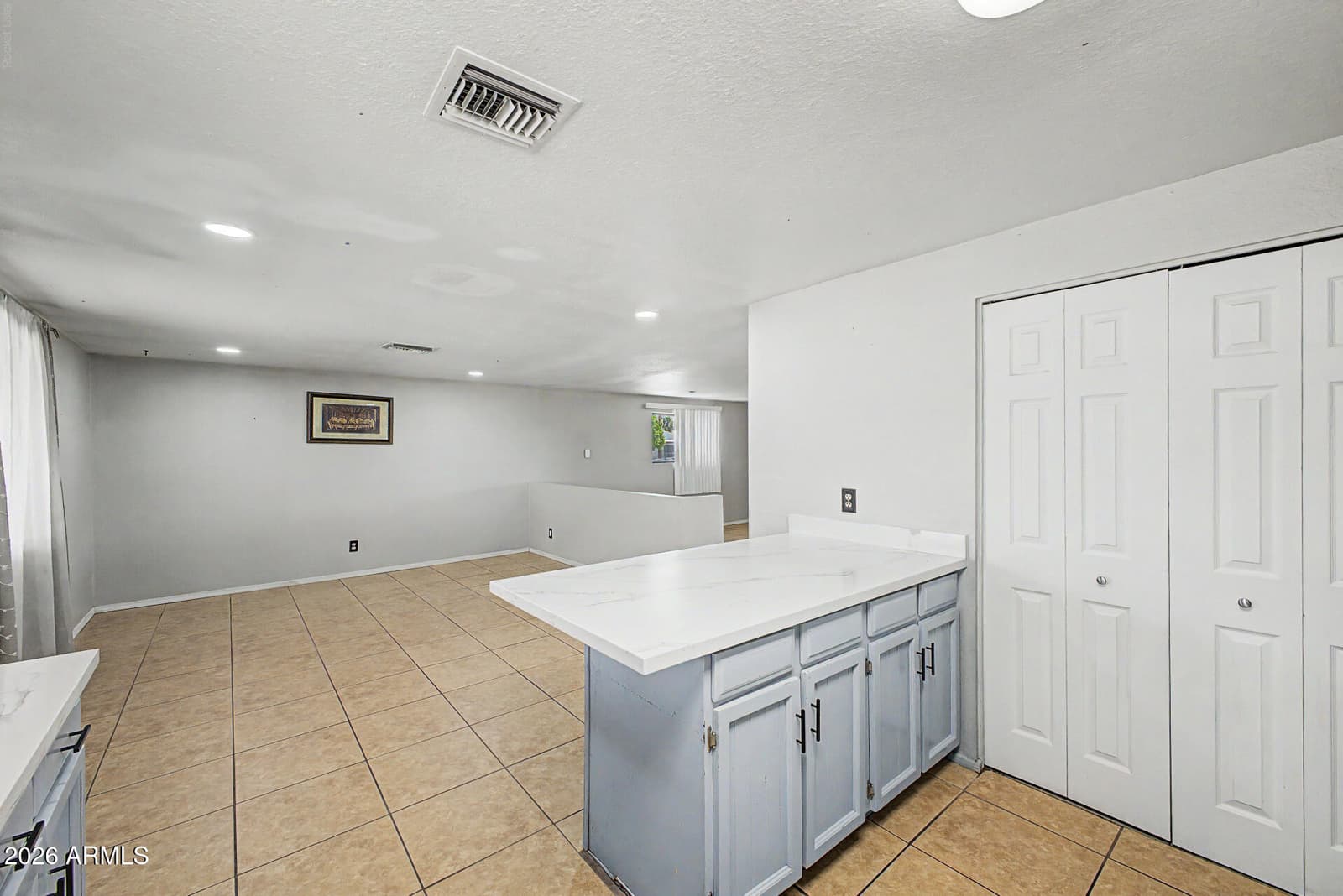 1902 N 41ST Avenue, Phoenix, AZ 85009 — photo 13 of 34