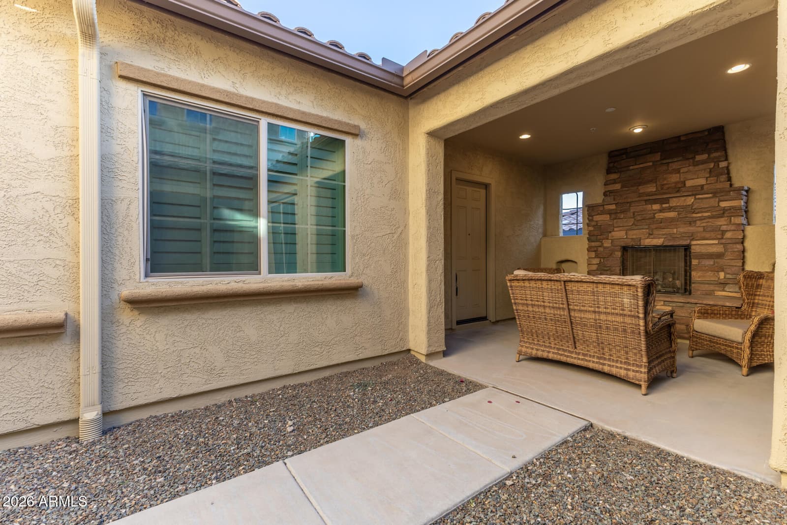 26722 N 11TH Drive, Phoenix, AZ 85085 — photo 14 of 88