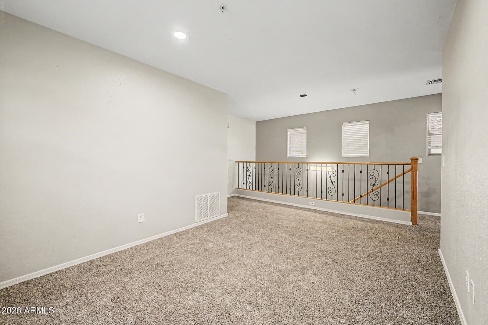 17373 N 185TH Drive, Surprise, AZ 85374 — photo 16 of 36