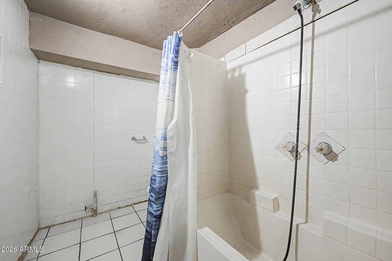6435 S 5TH Avenue, Phoenix, AZ 85041 — photo 18 of 33