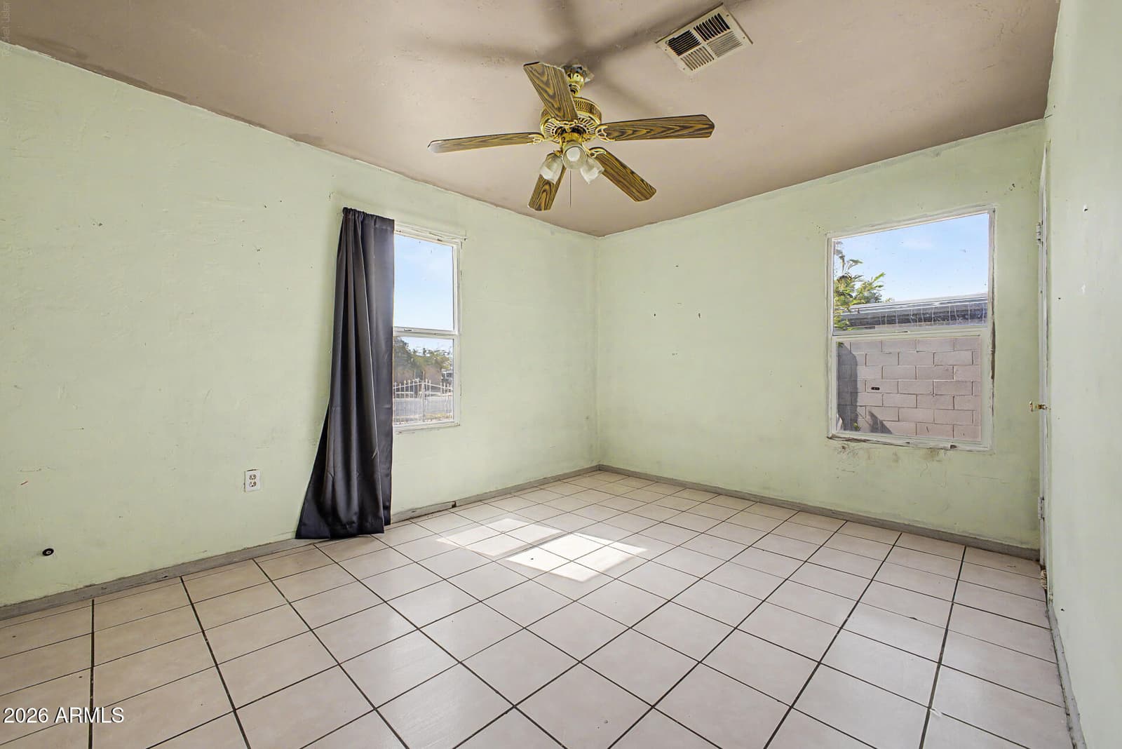 6435 S 5TH Avenue, Phoenix, AZ 85041 — photo 19 of 33