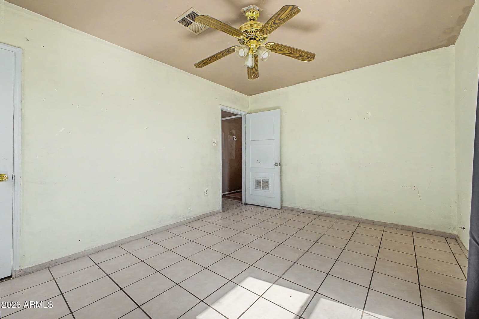 6435 S 5TH Avenue, Phoenix, AZ 85041 — photo 21 of 33