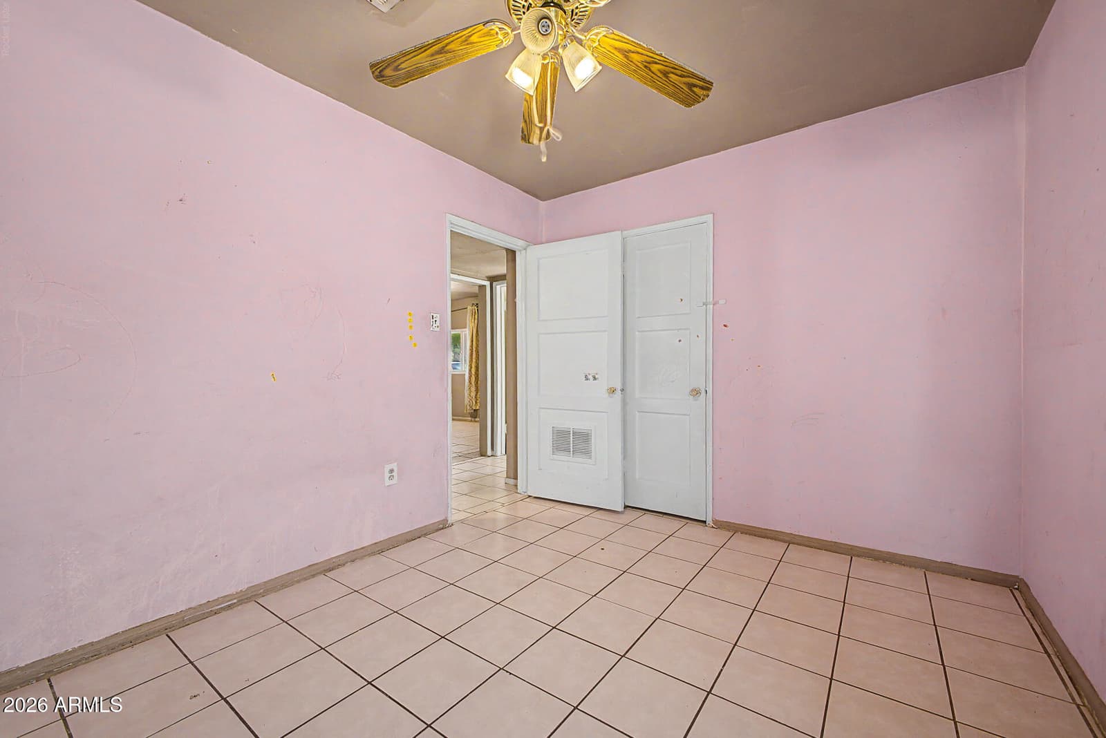 6435 S 5TH Avenue, Phoenix, AZ 85041 — photo 23 of 33