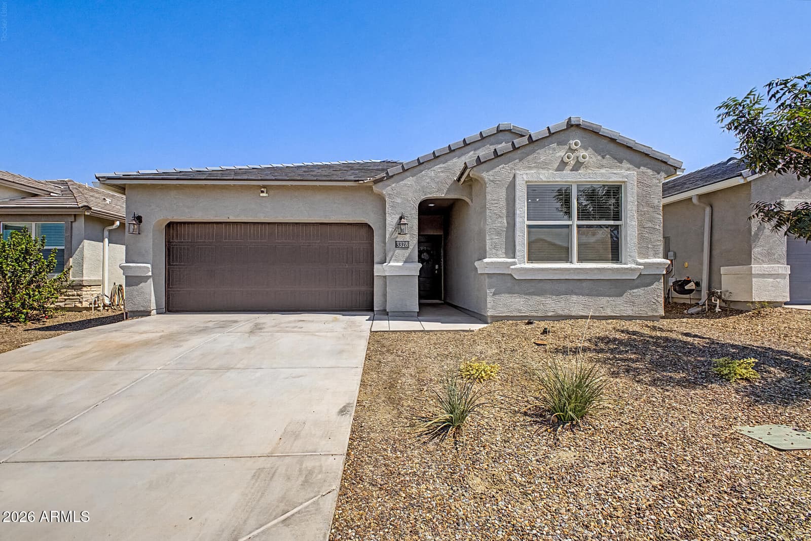 3328 W SEAVER Avenue, Apache Junction, AZ 85120 — photo 1 of 36
