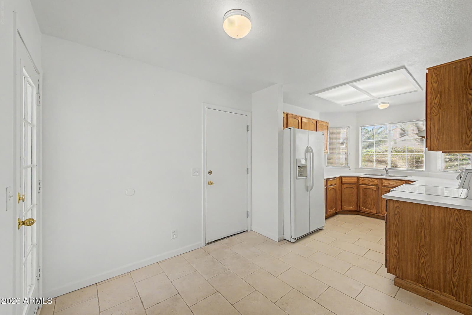 822 W BRADFORD Drive, Gilbert, AZ 85233 — photo 9 of 26
