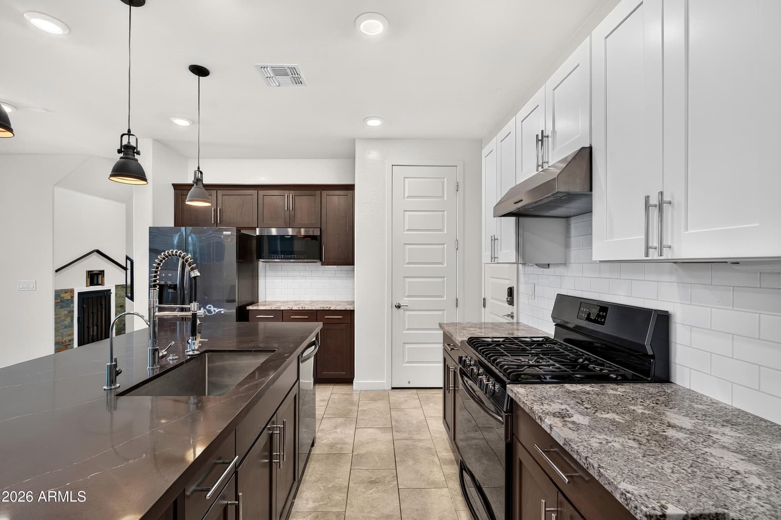 17207 N 10TH Street, Phoenix, AZ 85022 — photo 4 of 28