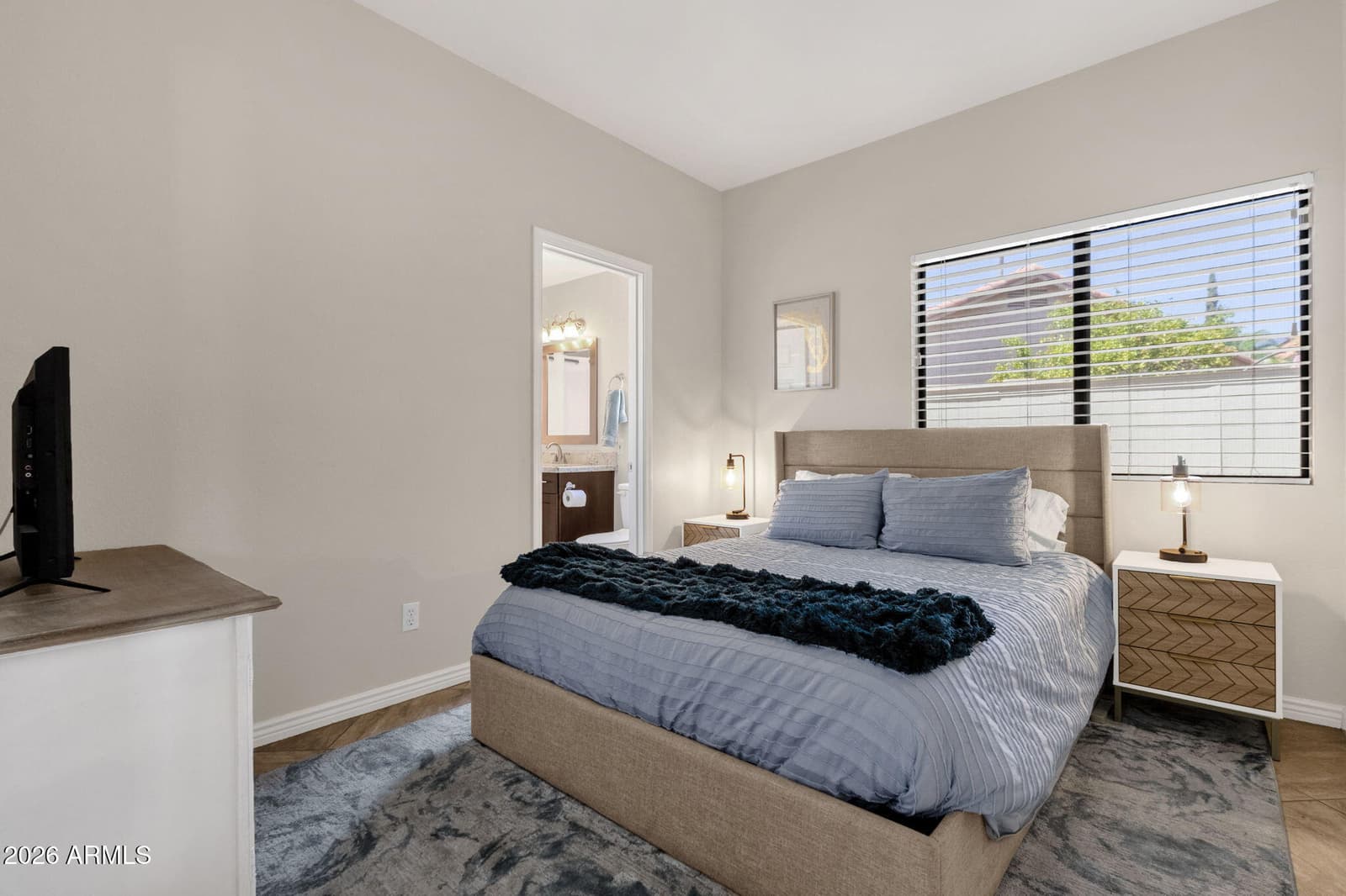 10367 E DAVENPORT Drive, Scottsdale, AZ 85260 — photo 15 of 51