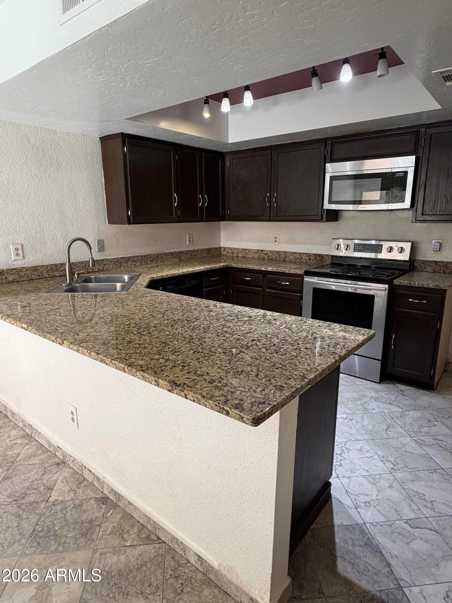 4545 N 67TH Avenue 1415, Phoenix, AZ 85033 — photo 3 of 7