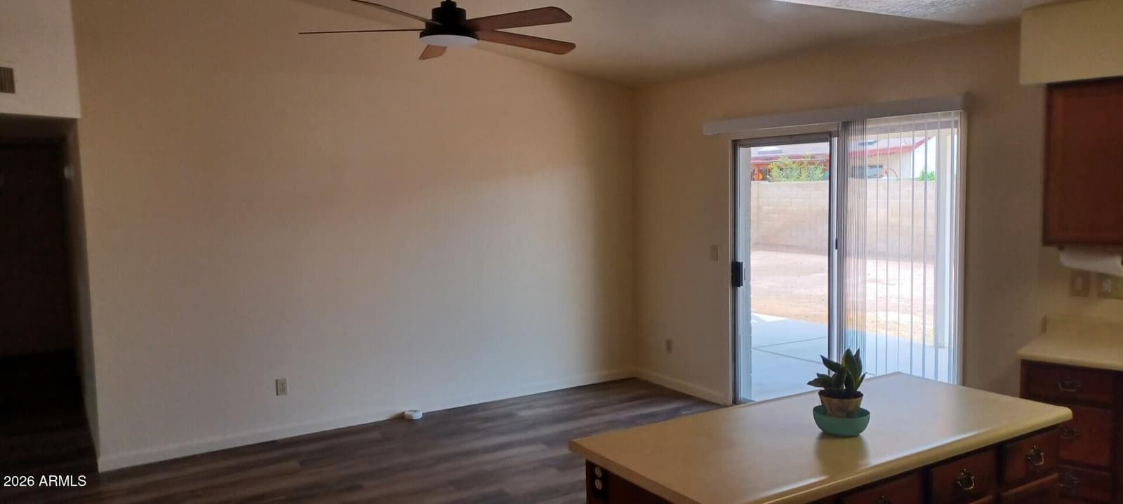 6533 W ALTADENA Avenue, Glendale, AZ 85304 — photo 12 of 31