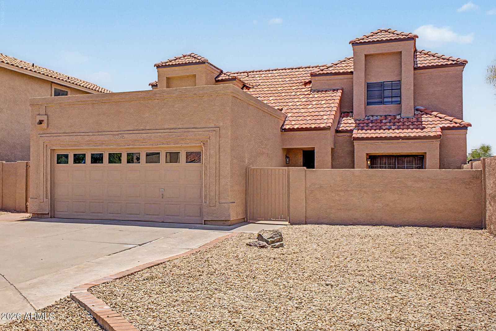 3975 E Graythorn Street, Phoenix, AZ 85044 — photo 2 of 40