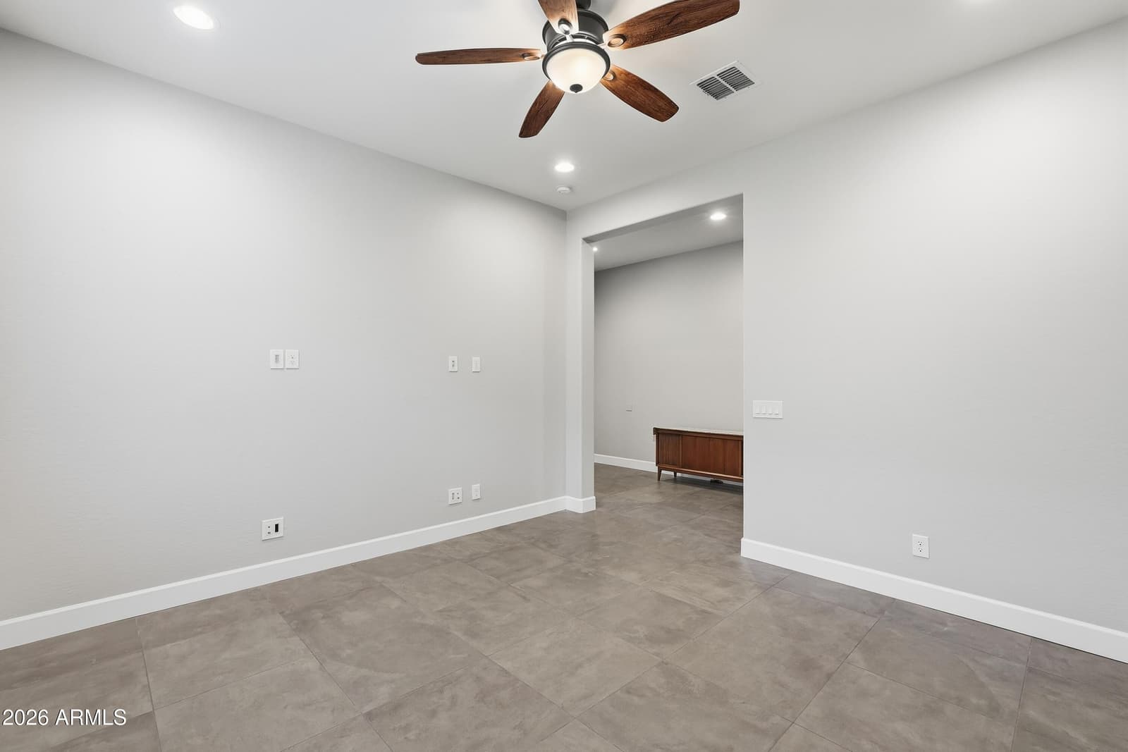 10333 W BUCKHORN Trail, Peoria, AZ 85383 — photo 23 of 114