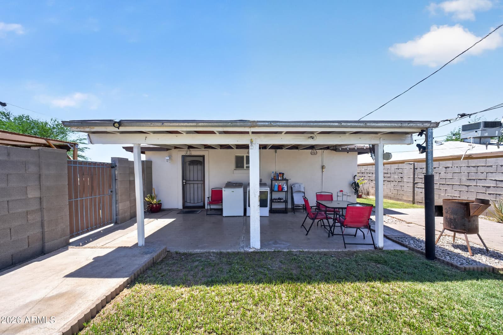 6446 W PICCADILLY Road, Phoenix, AZ 85033 — photo 17 of 21