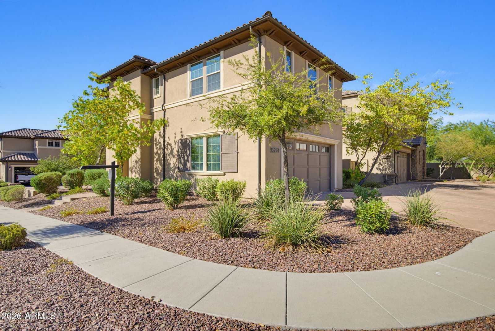 15912 S 11TH Way, Phoenix, AZ 85048 — photo 1 of 48