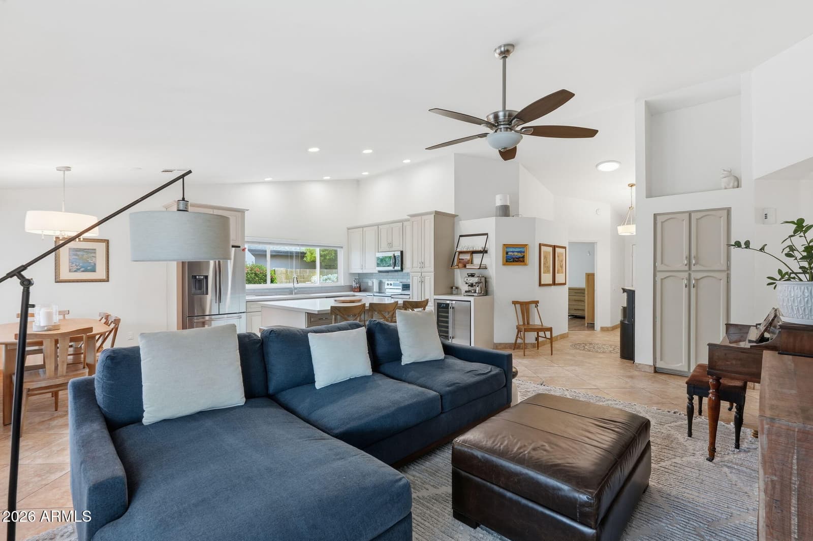 14644 N 43RD Place, Phoenix, AZ 85032 — photo 4 of 34