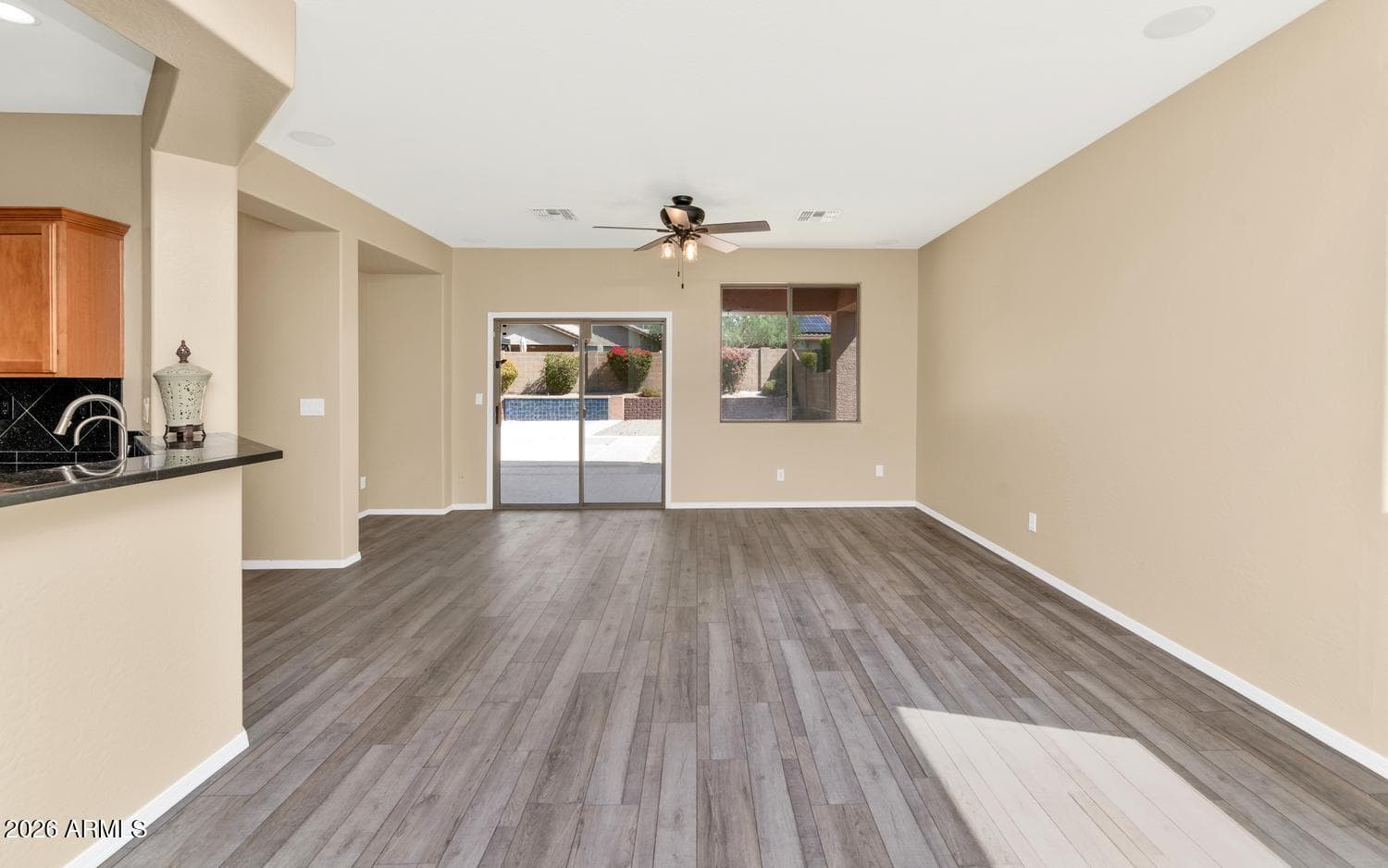39512 N PRAIRIE Lane, Anthem, AZ 85086 — photo 11 of 42