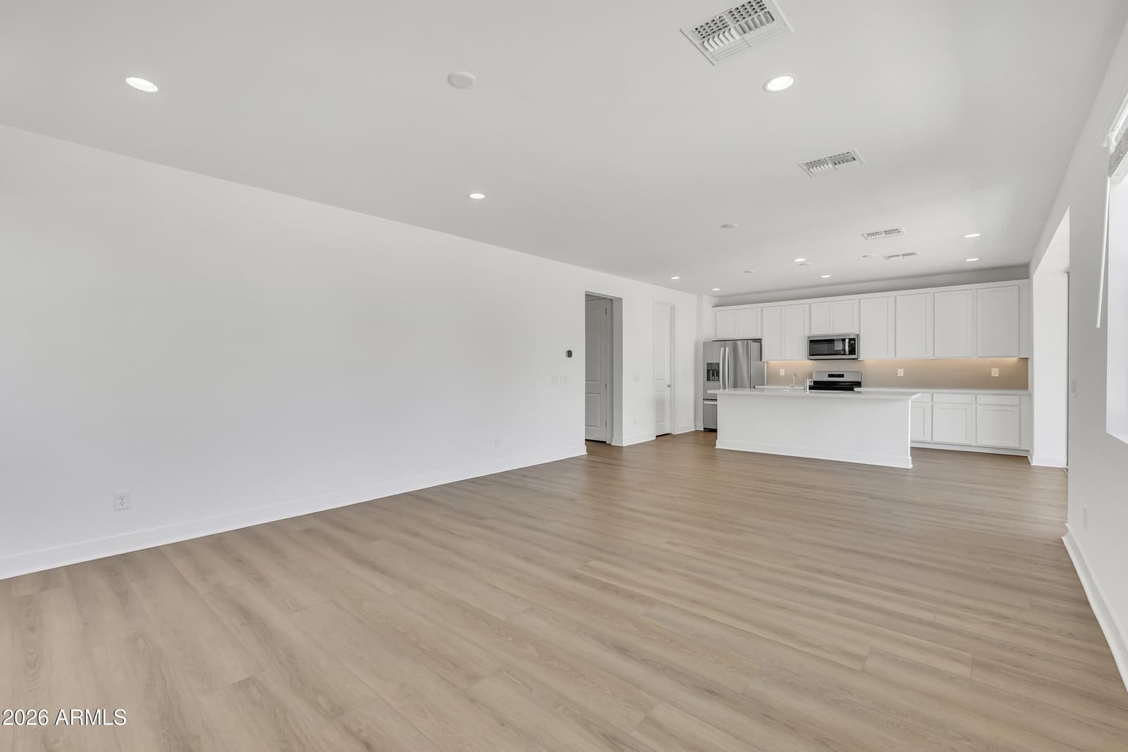 3298 W GARNET Street, San Tan Valley, AZ 85144 — photo 15 of 68