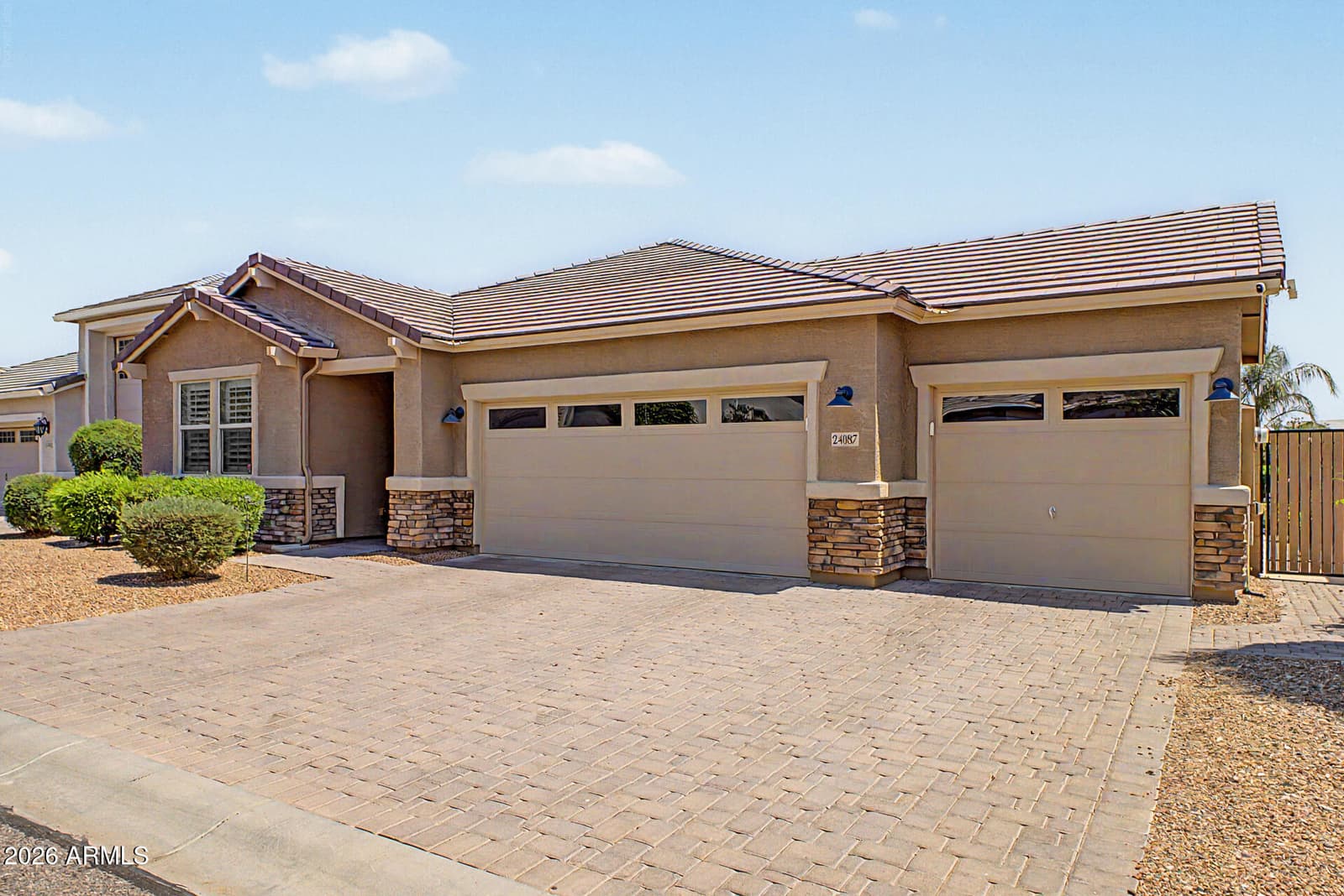 24087 N WHEAT Road, Florence, AZ 85132 — photo 6 of 39