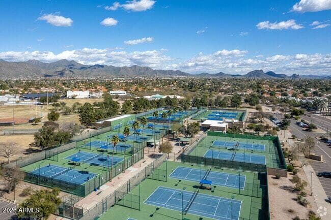 10565 E SAN SALVADOR Drive, Scottsdale, AZ 85258 — photo 43 of 46