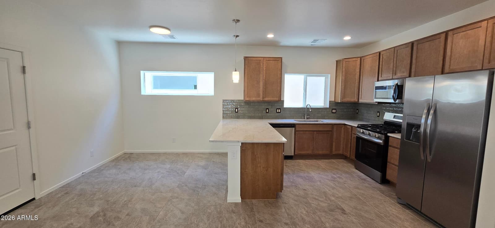 702 S Sky Ranch Road, Sierra Vista, AZ 85635 — photo 10 of 52