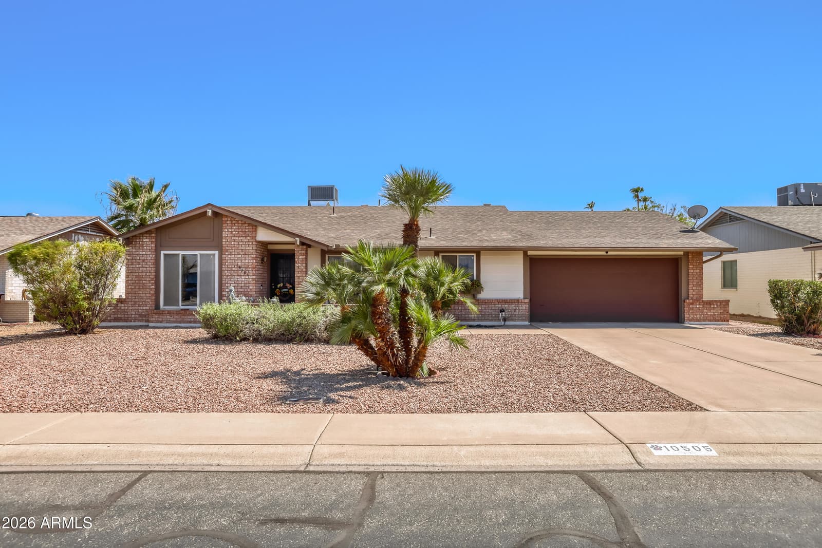 10505 W ECHO Lane, Peoria, AZ 85345 — photo 3 of 28
