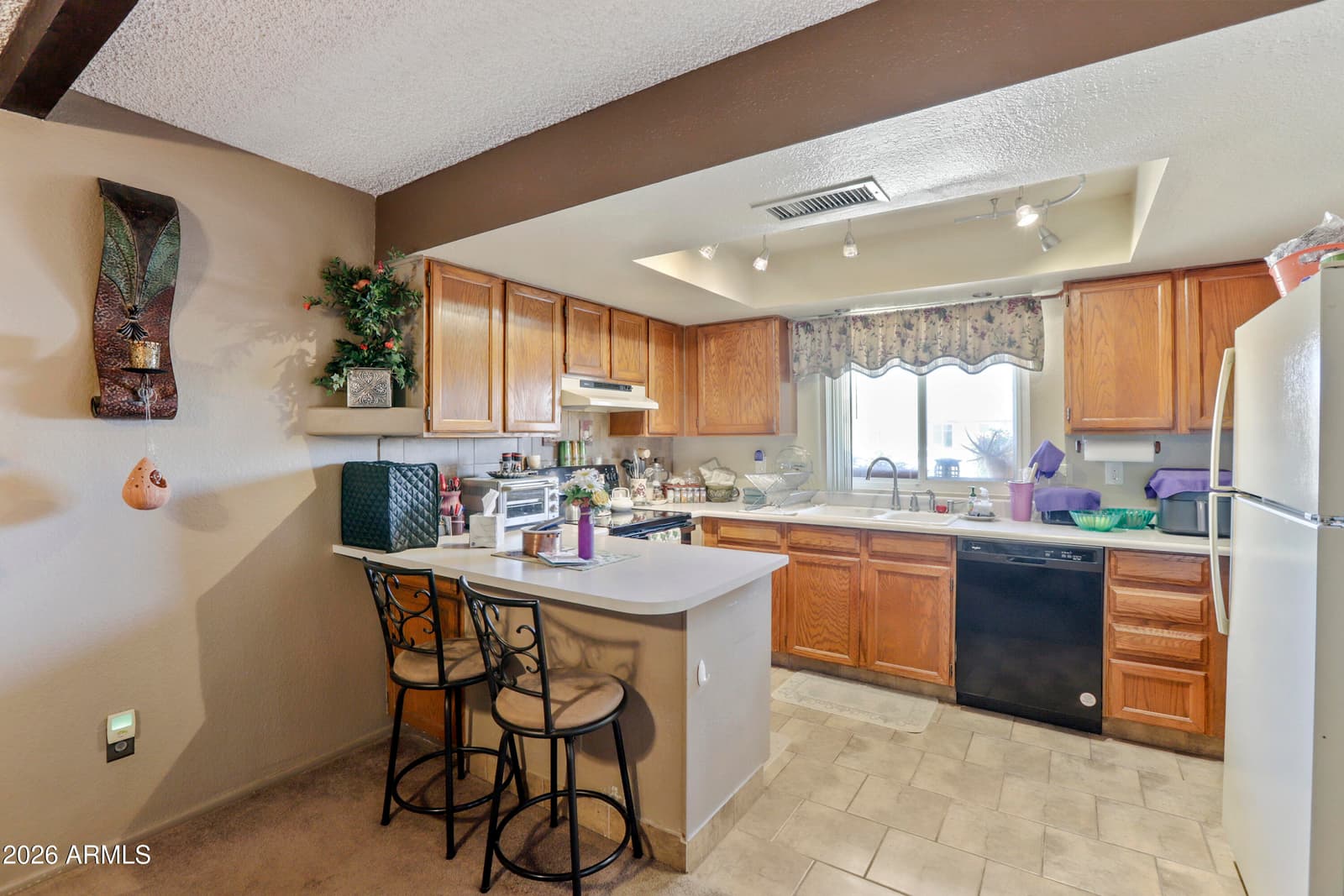 10505 W ECHO Lane, Peoria, AZ 85345 — photo 21 of 28