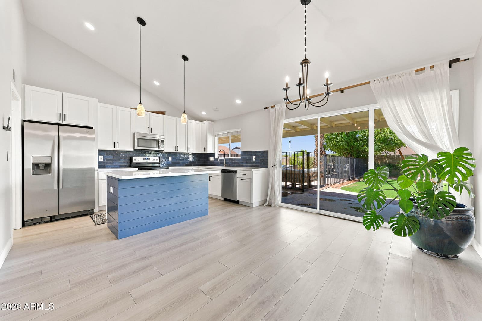 7144 S JUNIPER Street, Tempe, AZ 85283 — photo 10 of 36