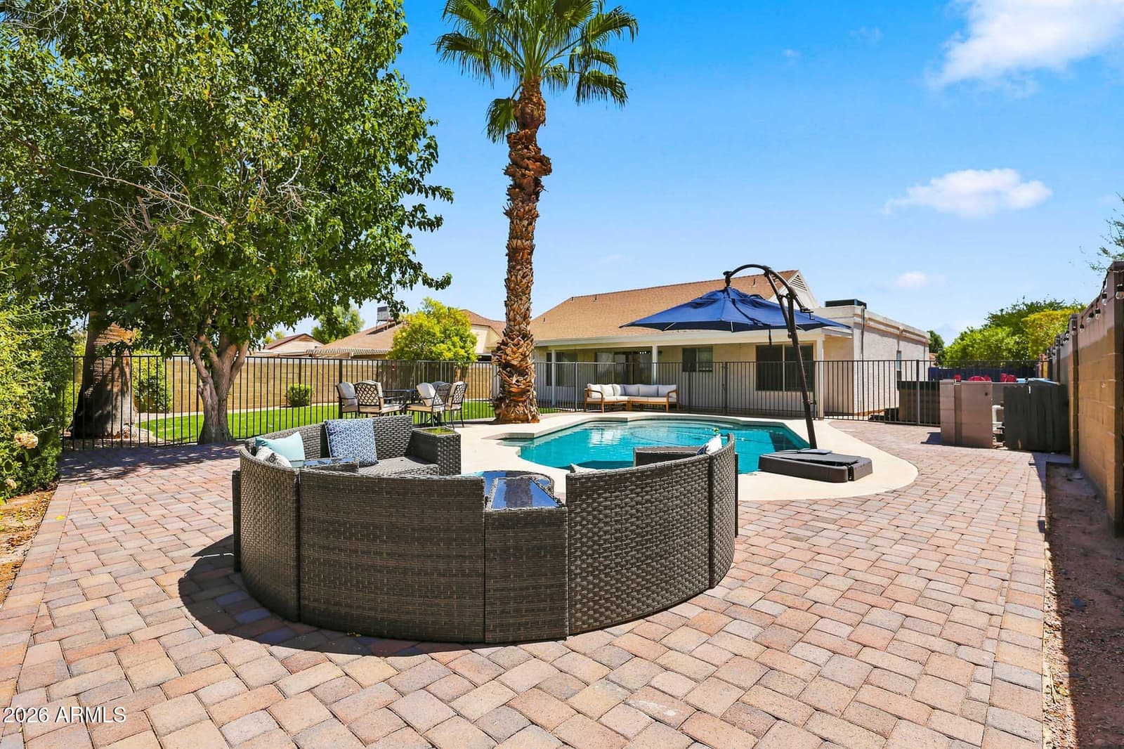 7144 S JUNIPER Street, Tempe, AZ 85283 — photo 4 of 36