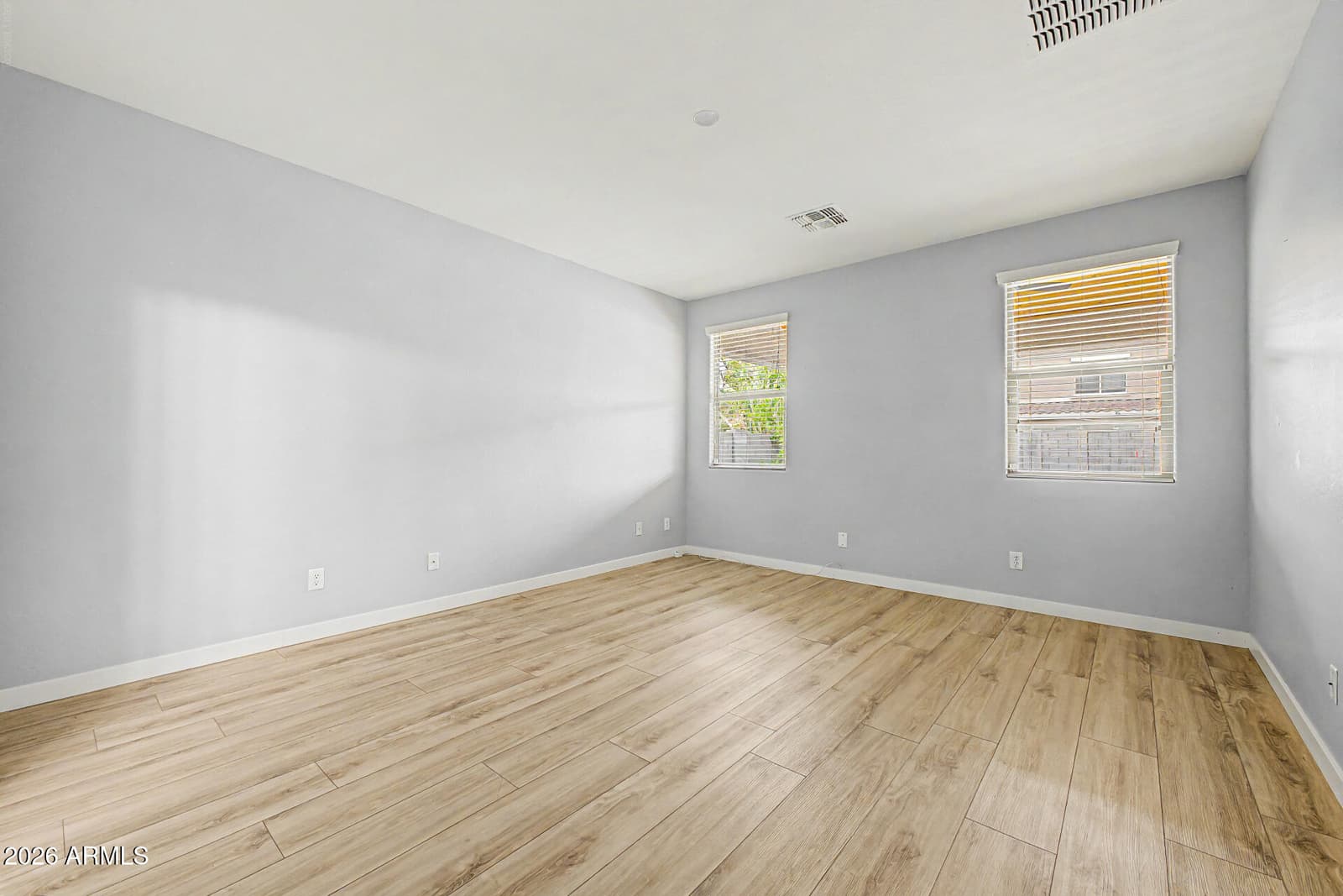 2318 W ALICIA Drive, Phoenix, AZ 85041 — photo 19 of 61