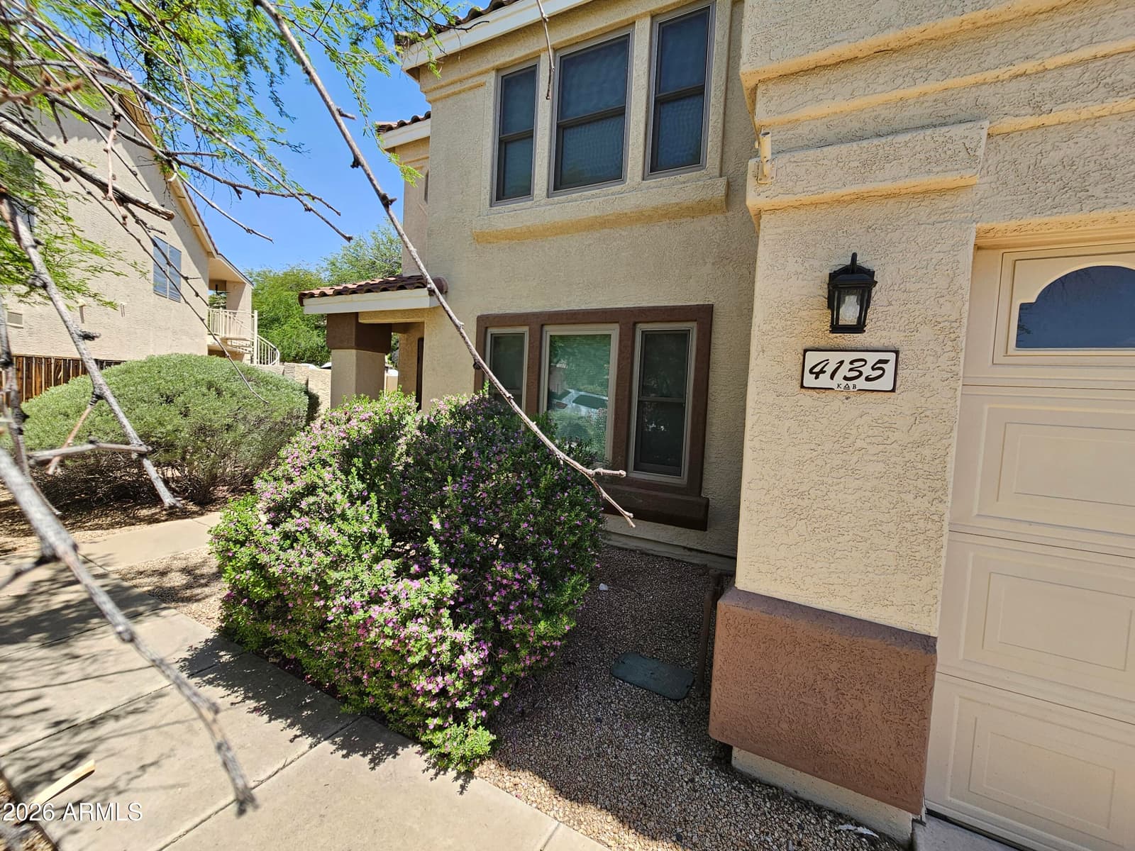 4135 E PINTO Lane, Phoenix, AZ 85050 — photo 3 of 52