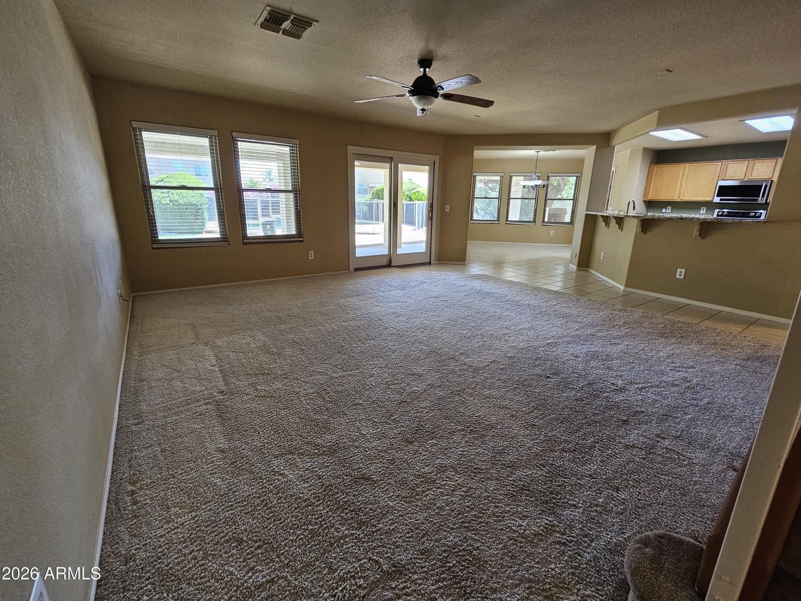 4135 E PINTO Lane, Phoenix, AZ 85050 — photo 7 of 52