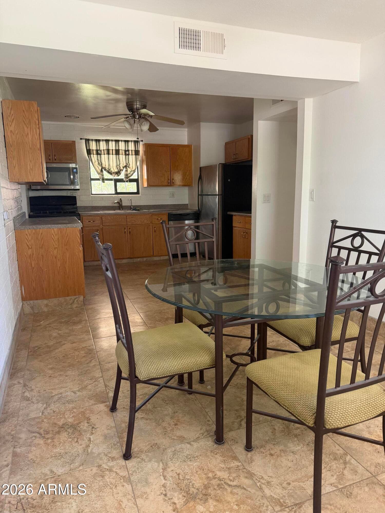 1402 E Mesquite Street, Globe, AZ 85501 — photo 7 of 18