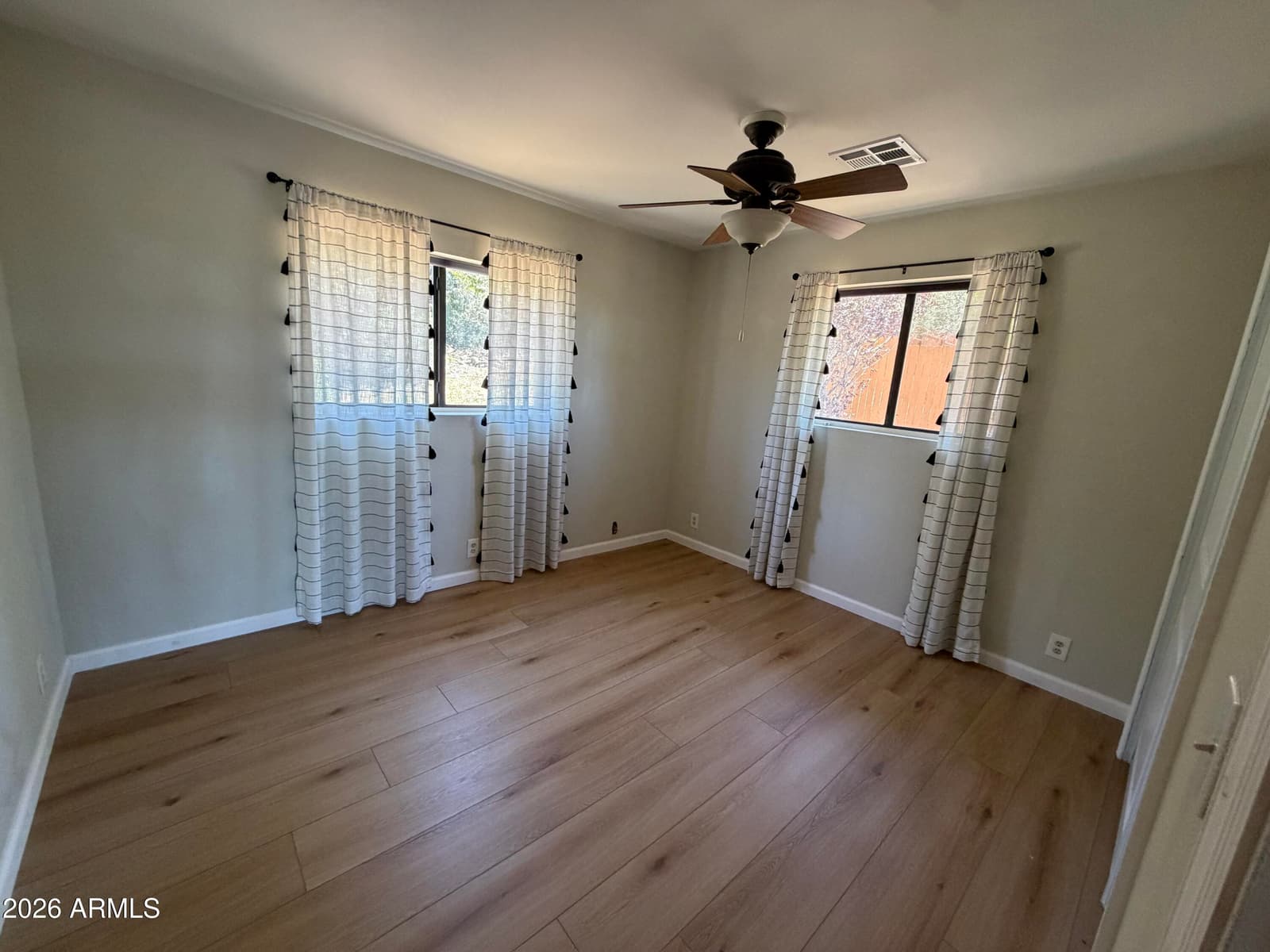 313 E PINE Street, Payson, AZ 85541 — photo 8 of 44