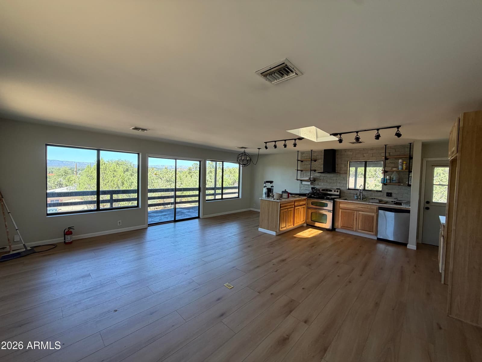 313 E PINE Street, Payson, AZ 85541 — photo 9 of 44
