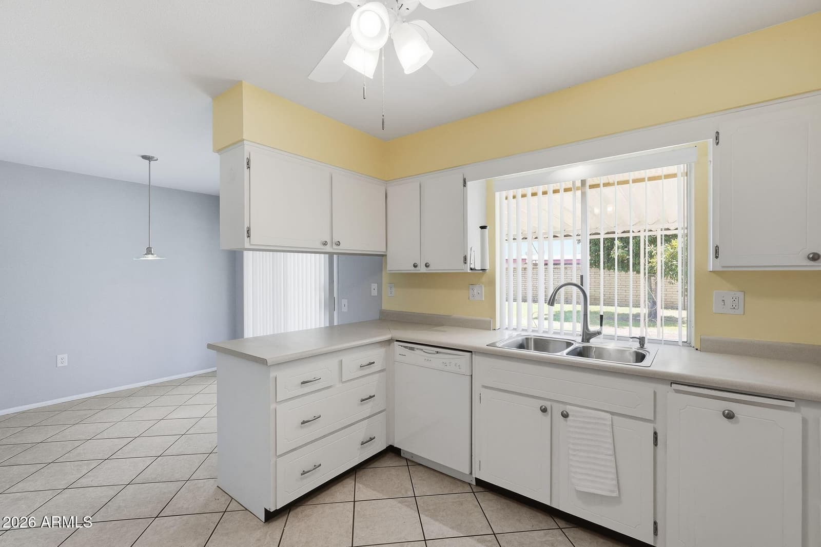 10819 W CAMEO Drive, Sun City, AZ 85351 — photo 12 of 30