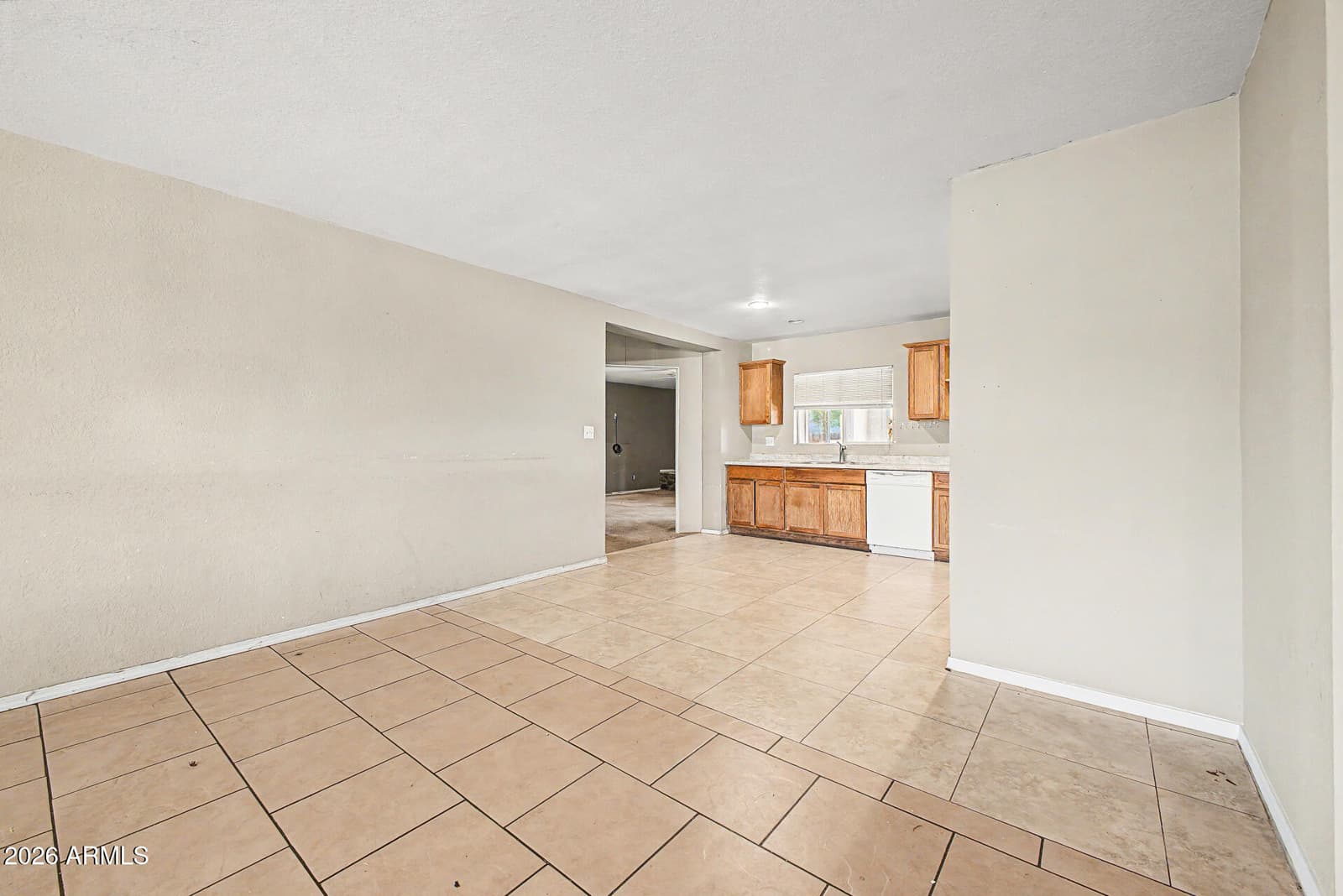 5807 W CAMBRIDGE Avenue, Phoenix, AZ 85035 — photo 12 of 41