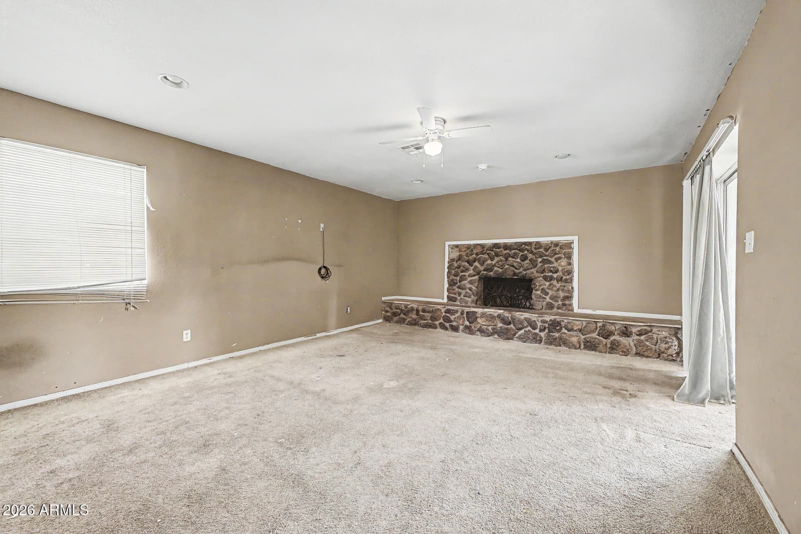 5807 W CAMBRIDGE Avenue, Phoenix, AZ 85035 — photo 31 of 41